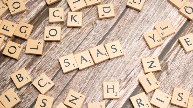 WordPress empresarial em escala — casos reais de plataformas gerenciando alto tráfego